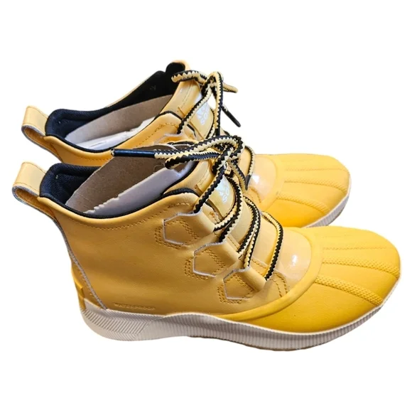 Sorel Out N About III Classic Waterproof Booties Yellow Ray NEW Womens - Picture 8 of 9